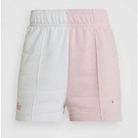 Nike Sportswear szorty za 63 zł w Zalando Lounge